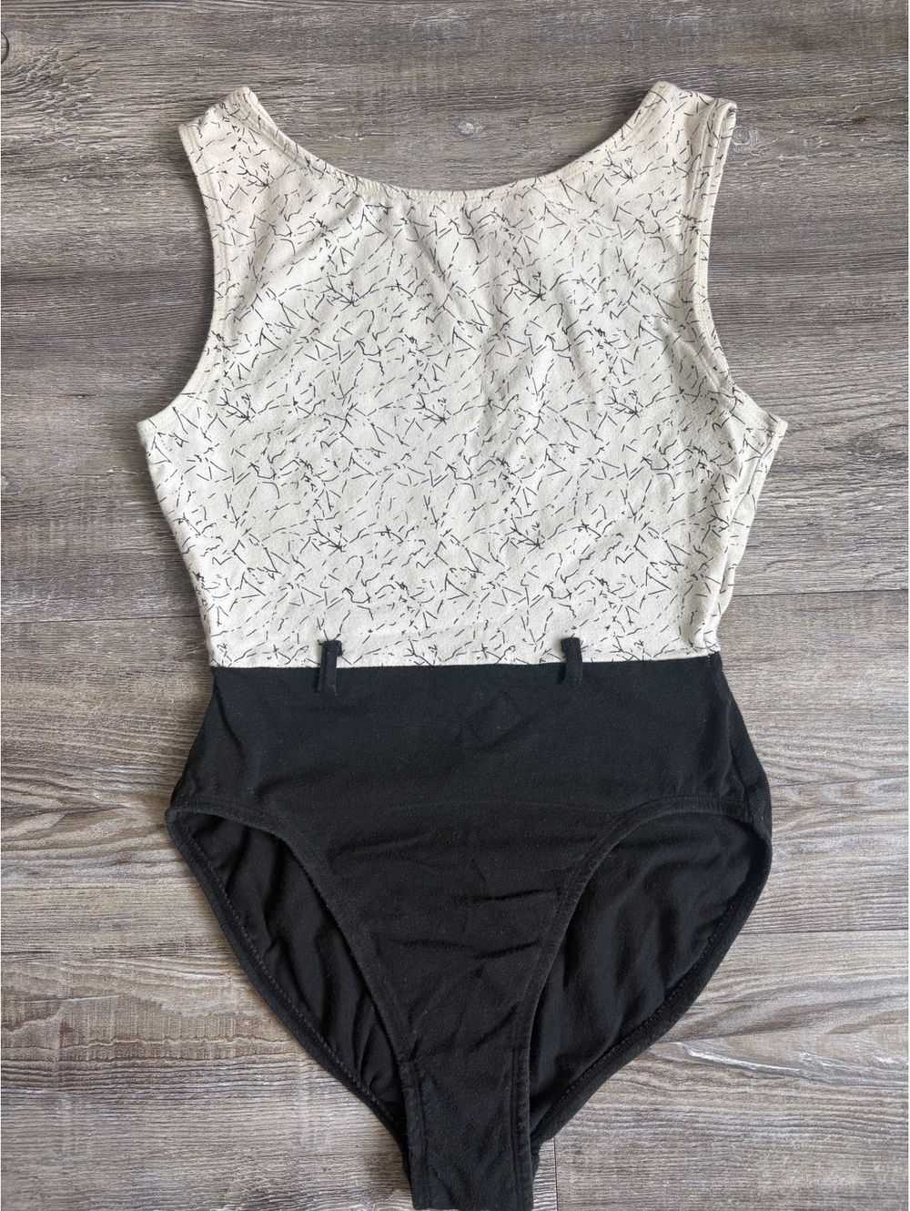 Jacques Moret Women's Medium Black and White Sleeveless Leotard with Abstract Dk